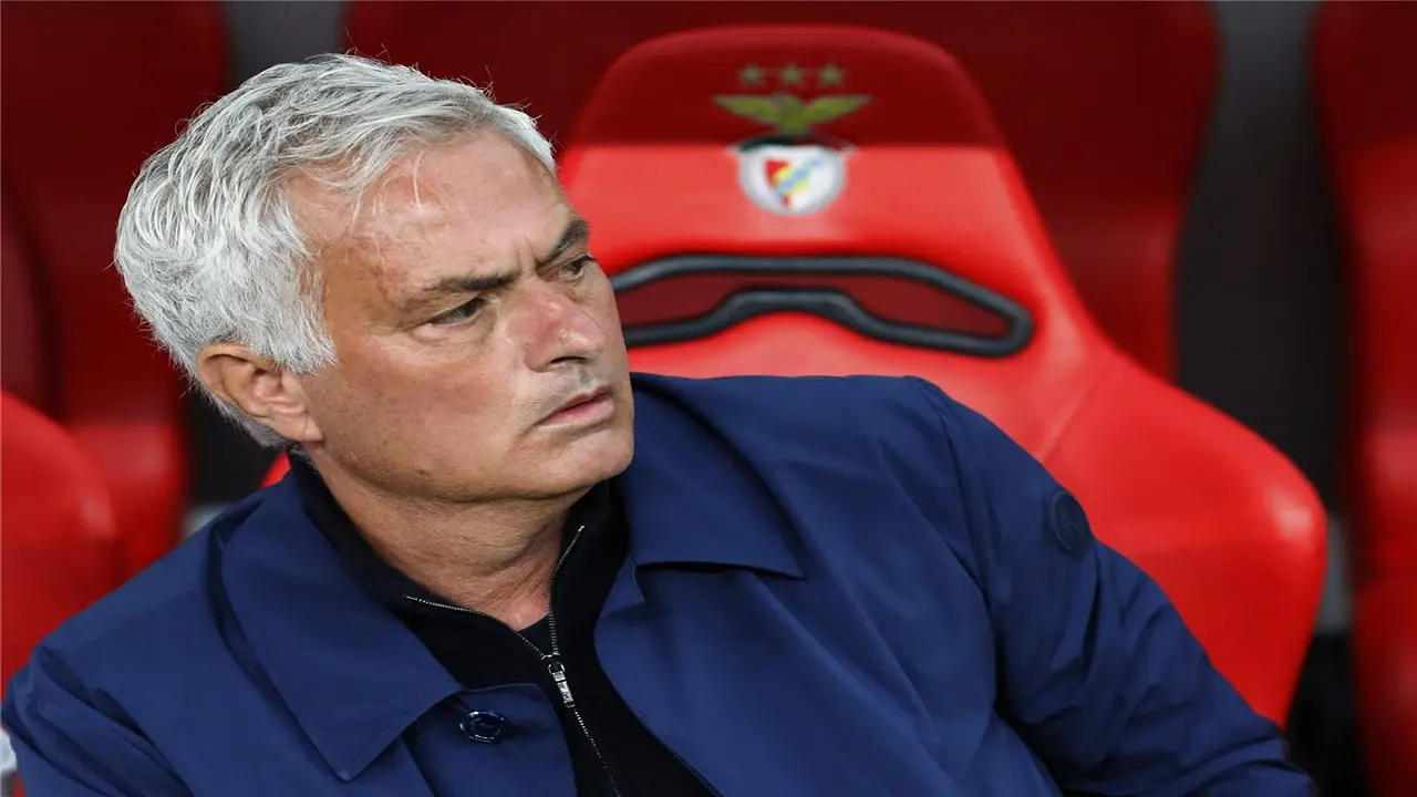 مورينيو يحدد أولى طلباته لـ ريال مدريد.. وموقف فينيسيوس بعد أزمة العنصرية